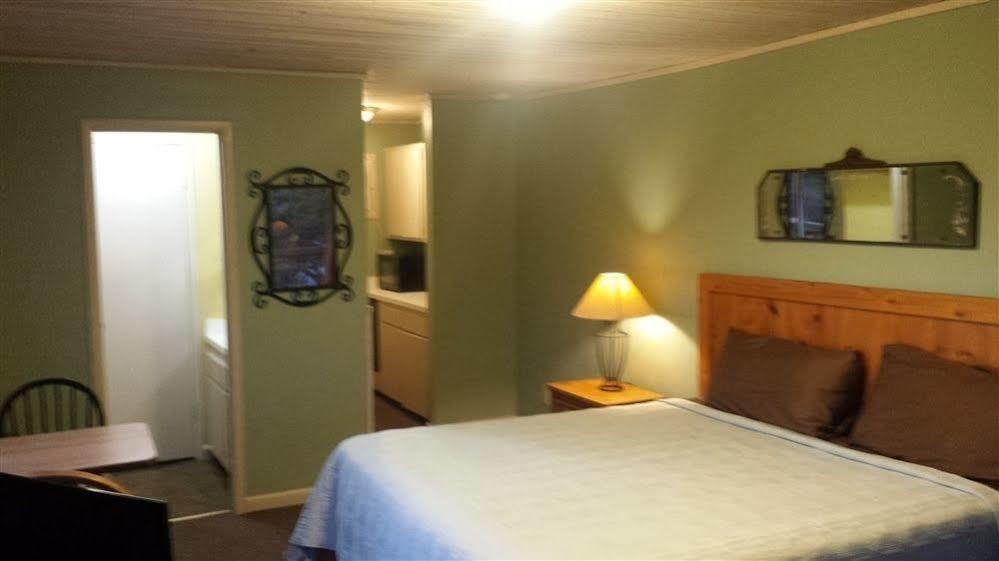 Lodge At Turkey Cove Canyon Lake Eksteriør bilde